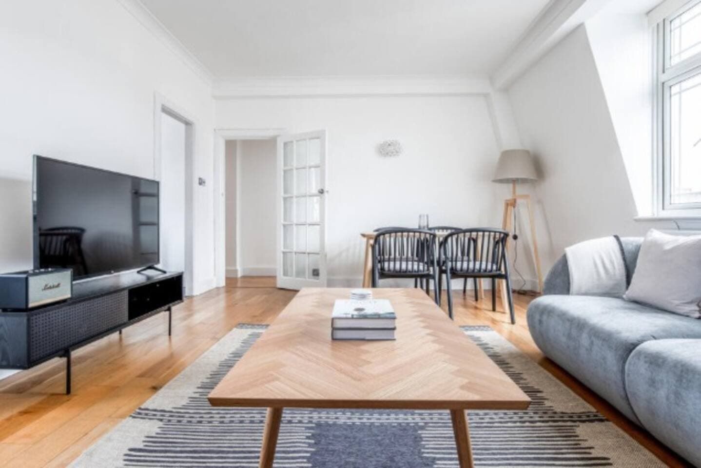 Lounge at Pulat Ltd Short Lets & Serviced Accommodation